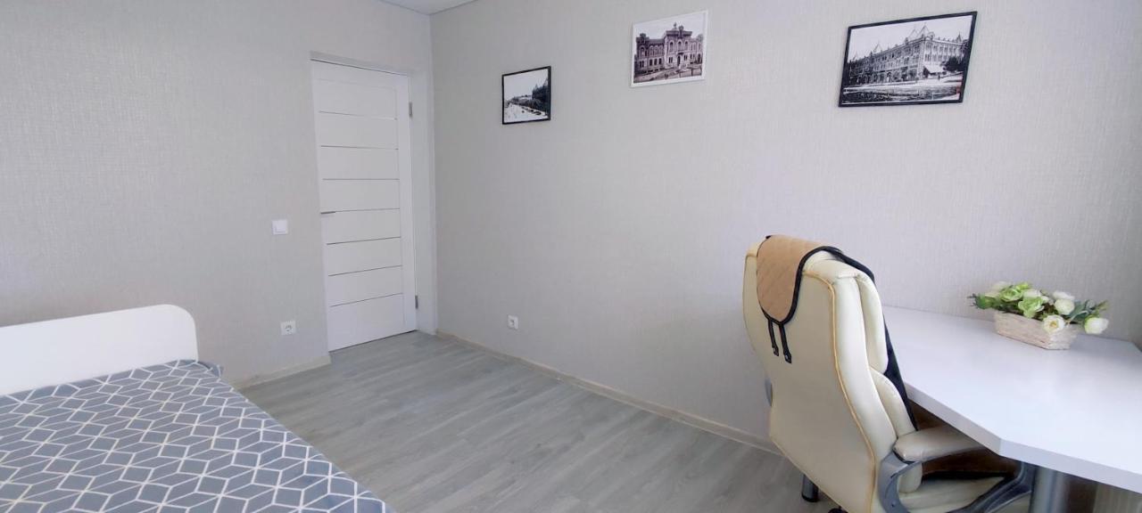 Large Apartment Near The Airport And City Center Kisinyov Kültér fotó