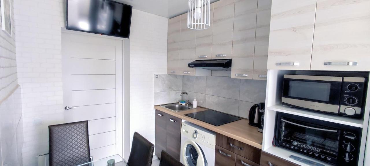 Large Apartment Near The Airport And City Center Kisinyov Kültér fotó